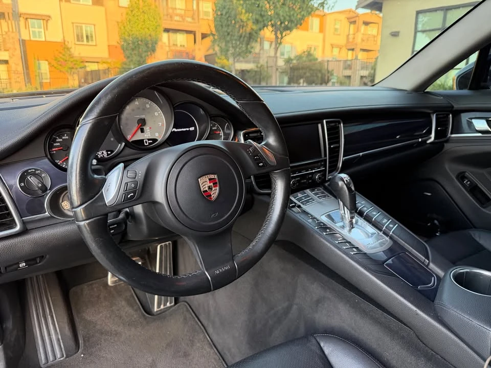 2011 Porsche 970 Panamera 4S - Image 15 of 16