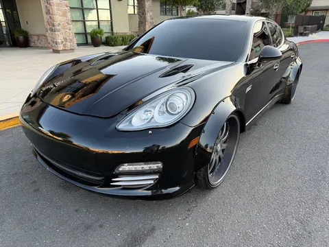 2011 Porsche Panamera 4S