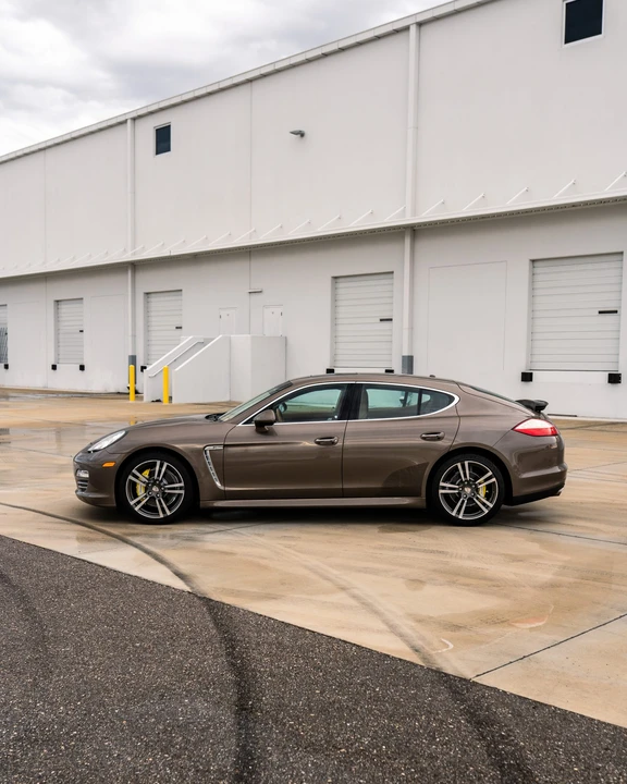 2011 Porsche 970 Panamera 4S - Image 7 of 31