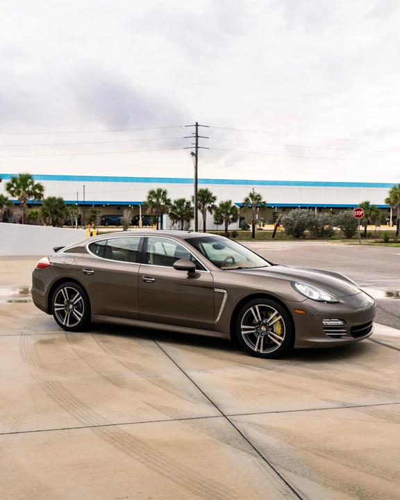 2011 Porsche 970 Panamera 4S - Image 18 of 31