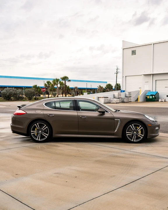 2011 Porsche 970 Panamera 4S - Image 17 of 31