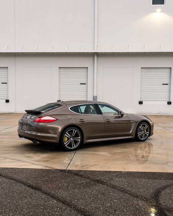 2011 Porsche 970 Panamera 4S - Image 16 of 31