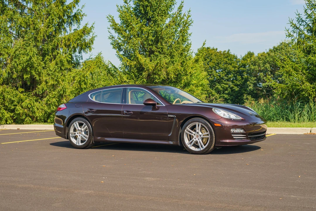2011 Porsche 970 Panamera 4S - Image 22 of 31
