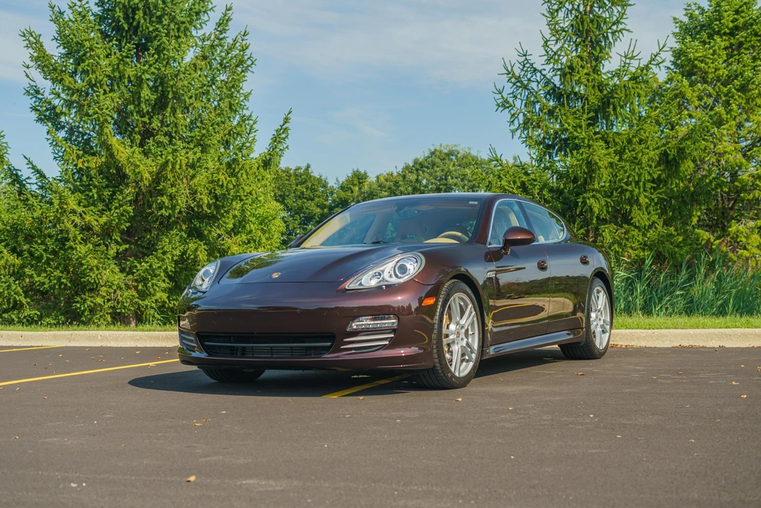 2011 Porsche 970 Panamera 4S - Image 8 of 31