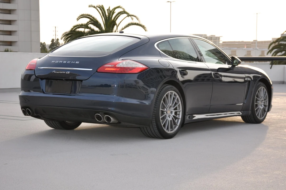 2011 Porsche 970 Panamera S - Image 14 of 31