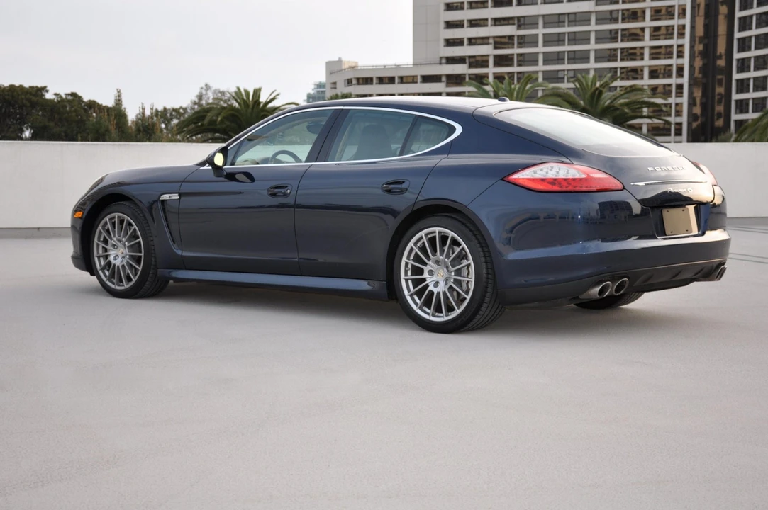 2011 Porsche 970 Panamera S - Image 9 of 31