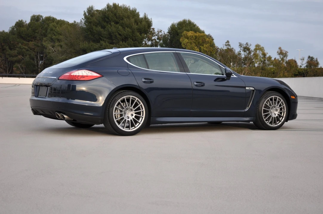 2011 Porsche 970 Panamera S - Image 17 of 31