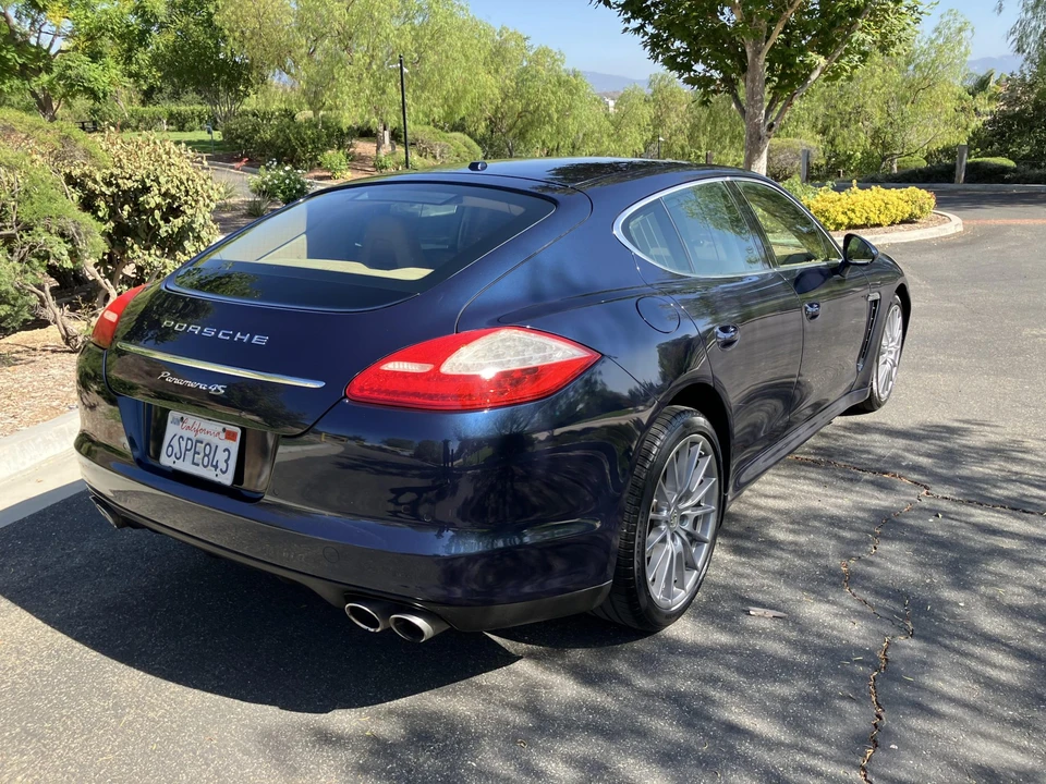 2011 Porsche 970 Panamera S - Image 13 of 31
