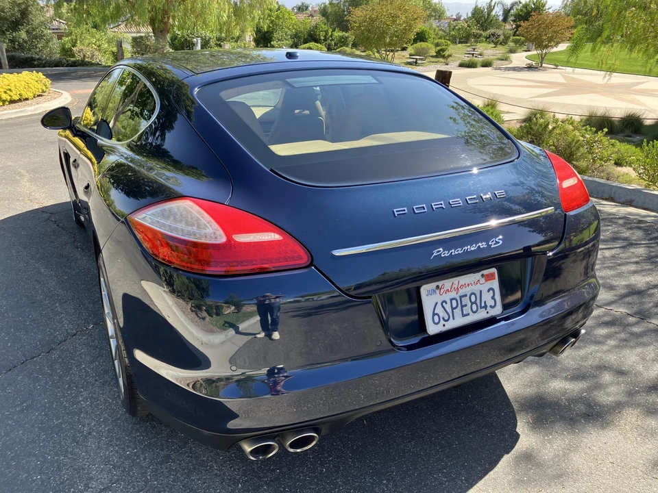 2011 Porsche 970 Panamera S - Image 10 of 31
