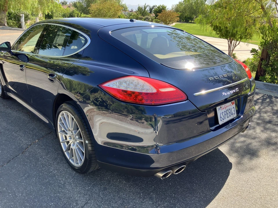 2011 Porsche 970 Panamera S - Image 9 of 31