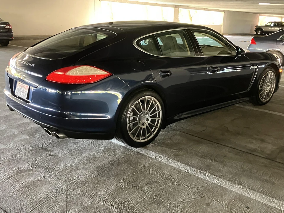 2011 Porsche 970 Panamera S - Image 24 of 31