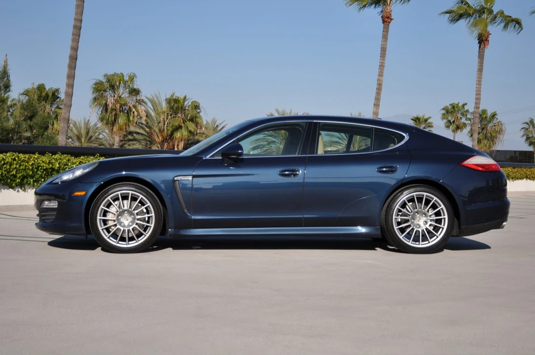 2011 Porsche 970 Panamera S - Image 8 of 31