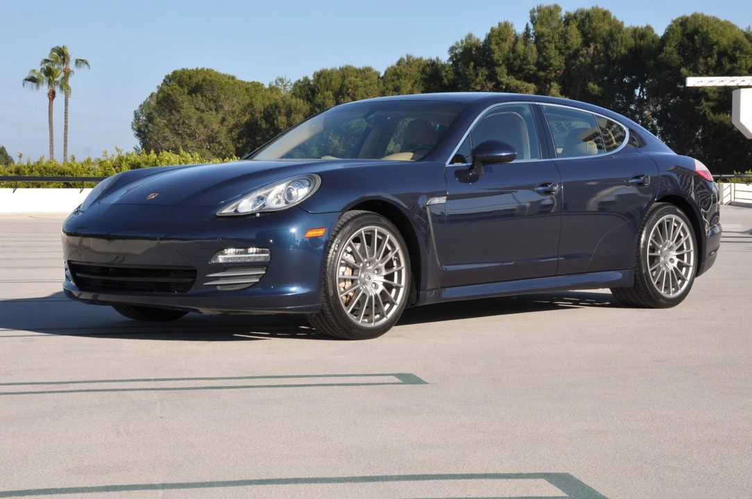 2011 Porsche 970 Panamera S - Image 7 of 31