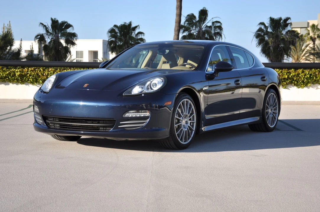 2011 Porsche 970 Panamera S - Image 4 of 31