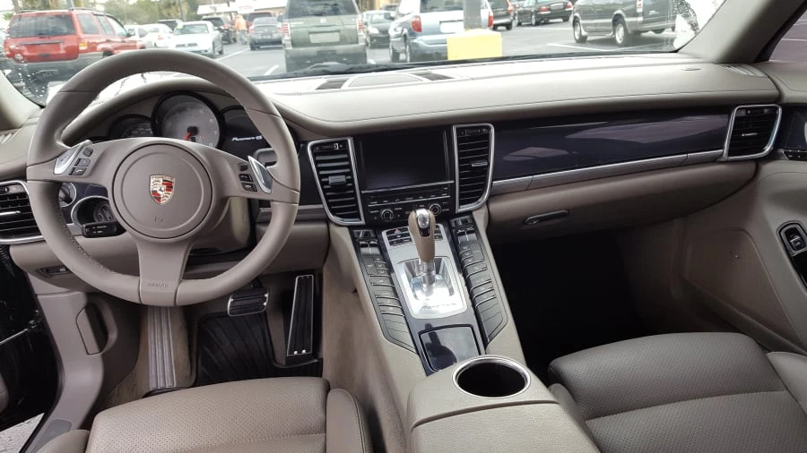 2011 Porsche 970 Panamera 4S - Image 10 of 12