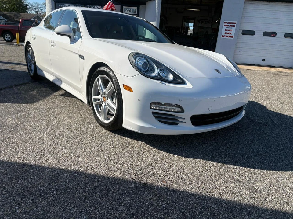 2011 Porsche 970 Panamera 4S - Image 11 of 29