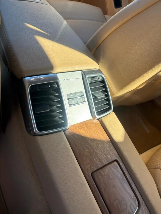 2011 Porsche 970 Panamera 4S - Image 20 of 29