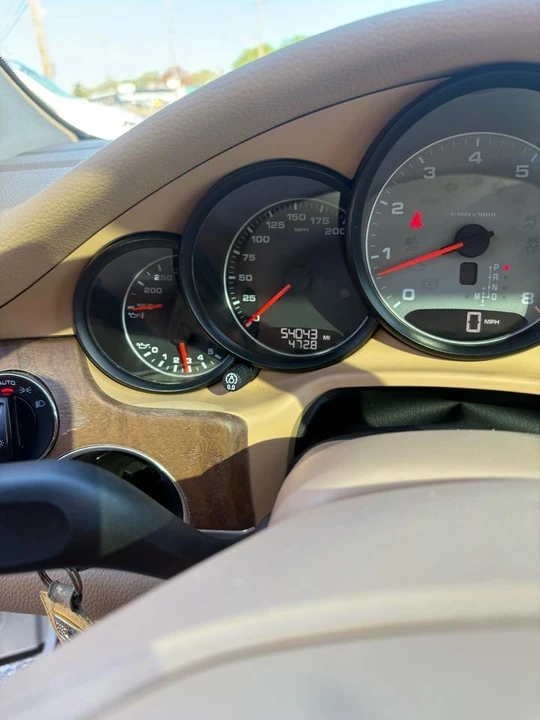 2011 Porsche 970 Panamera 4S - Image 24 of 29