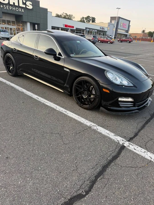 2011 Porsche 970 Panamera 4S - Image 2 of 7