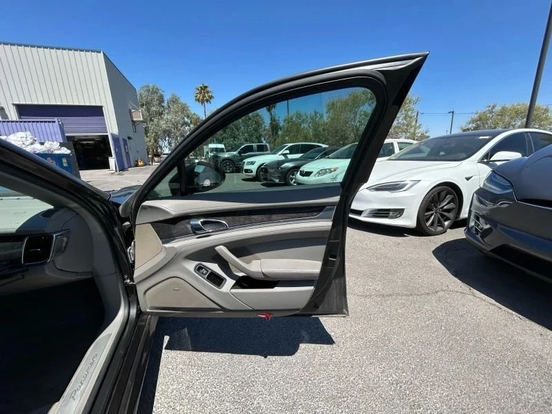 2011 Porsche 970 Panamera - Image 11 of 12