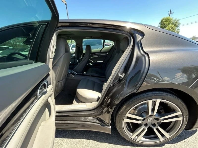 2011 Porsche 970 Panamera - Image 10 of 12