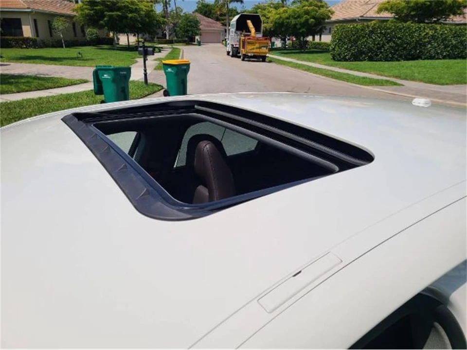 2011 Porsche 970 Panamera - Image 16 of 28