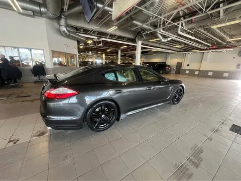 2011 Porsche Panamera