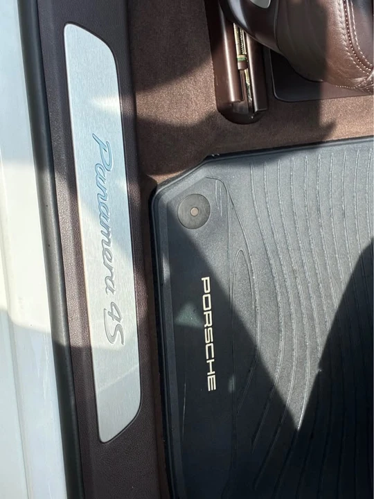 2011 Porsche 970 Panamera - Image 11 of 15