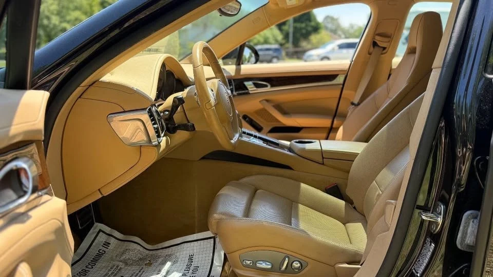 2011 Porsche 970 Panamera - Image 9 of 20