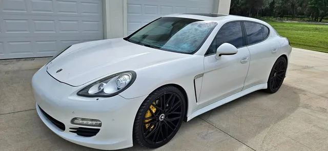2011 Porsche Panamera