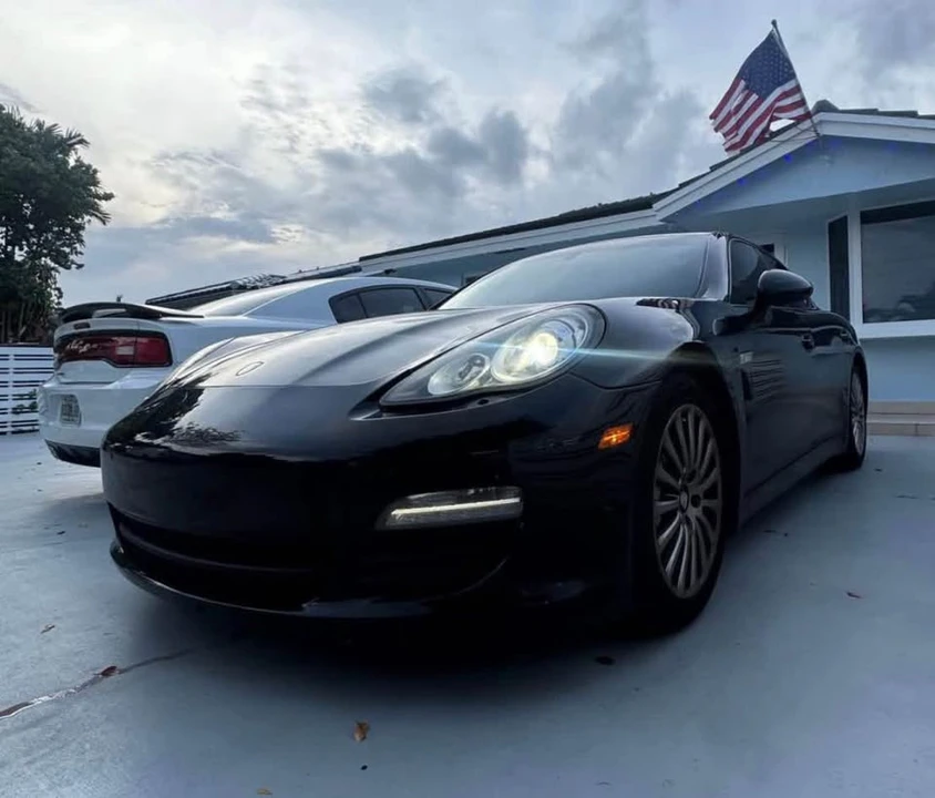 2011 Porsche 970 Panamera - Image 2 of 7