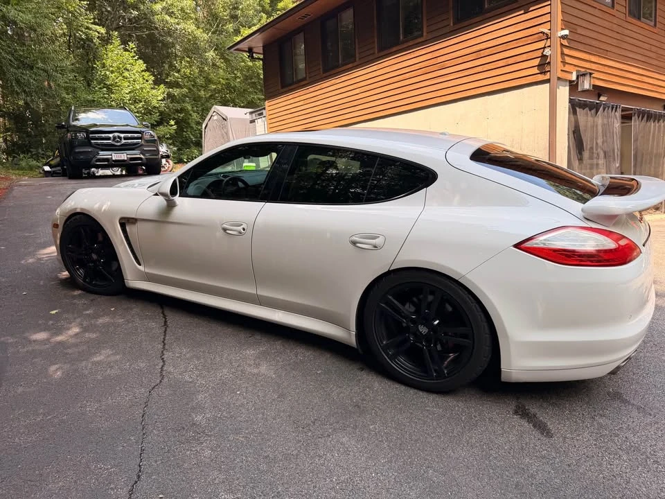 2011 Porsche 970 Panamera S - Image 9 of 10