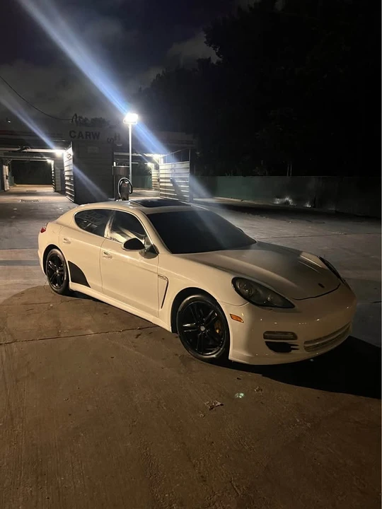 2011 Porsche 970 Panamera S - Image 2 of 2