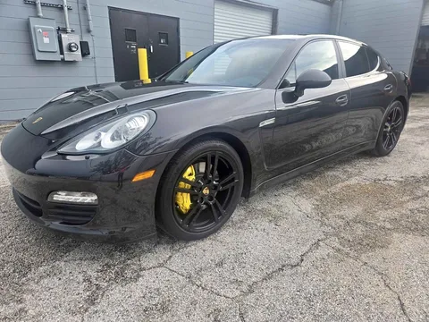 2011 Porsche Panamera S Sedan 4D