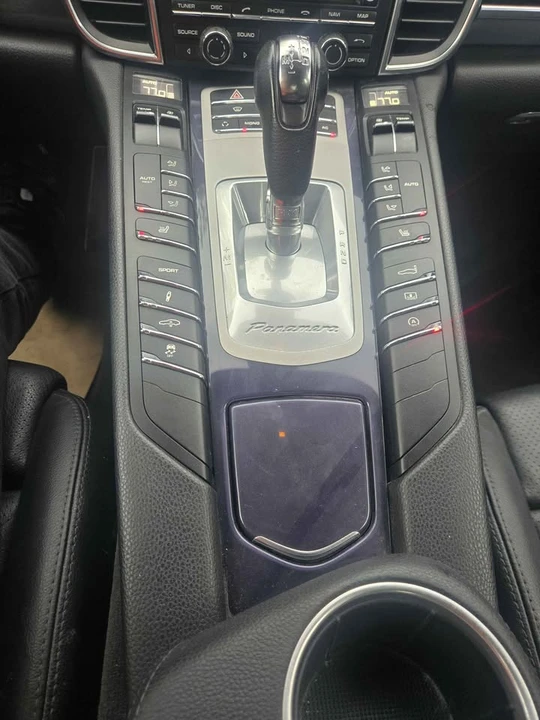 2011 Porsche 970 Panamera S - Image 11 of 13