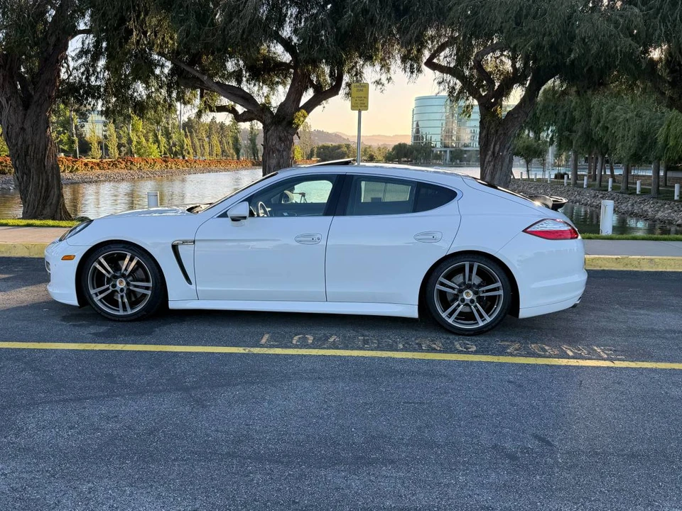 2011 Porsche 970 Panamera S - Image 3 of 24