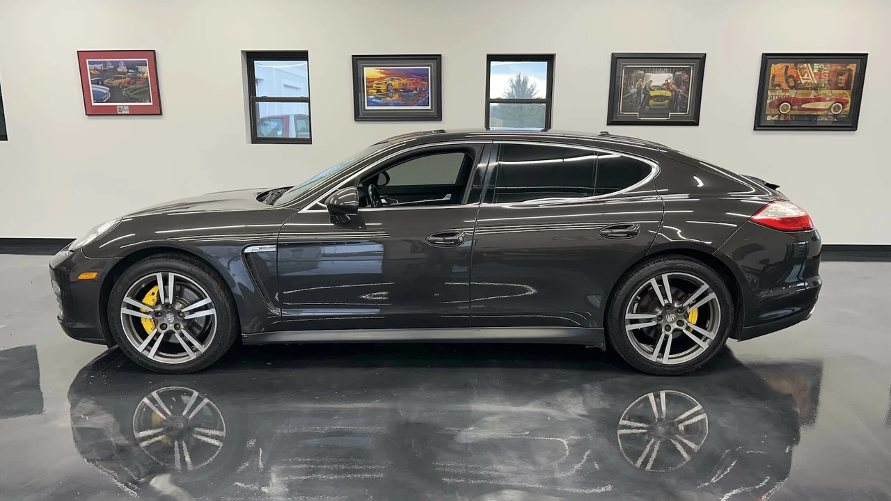 2011 Porsche 970 Panamera S - Image 2 of 4