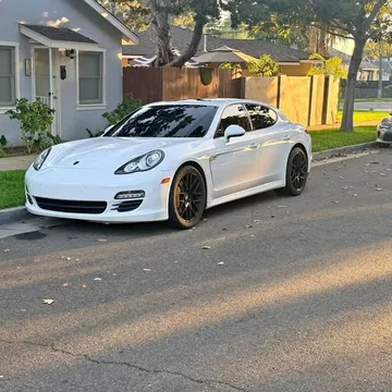 2011 Porsche Panamera Sedan 4D