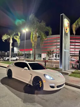 2011 Porsche Panamera Sedan 4D