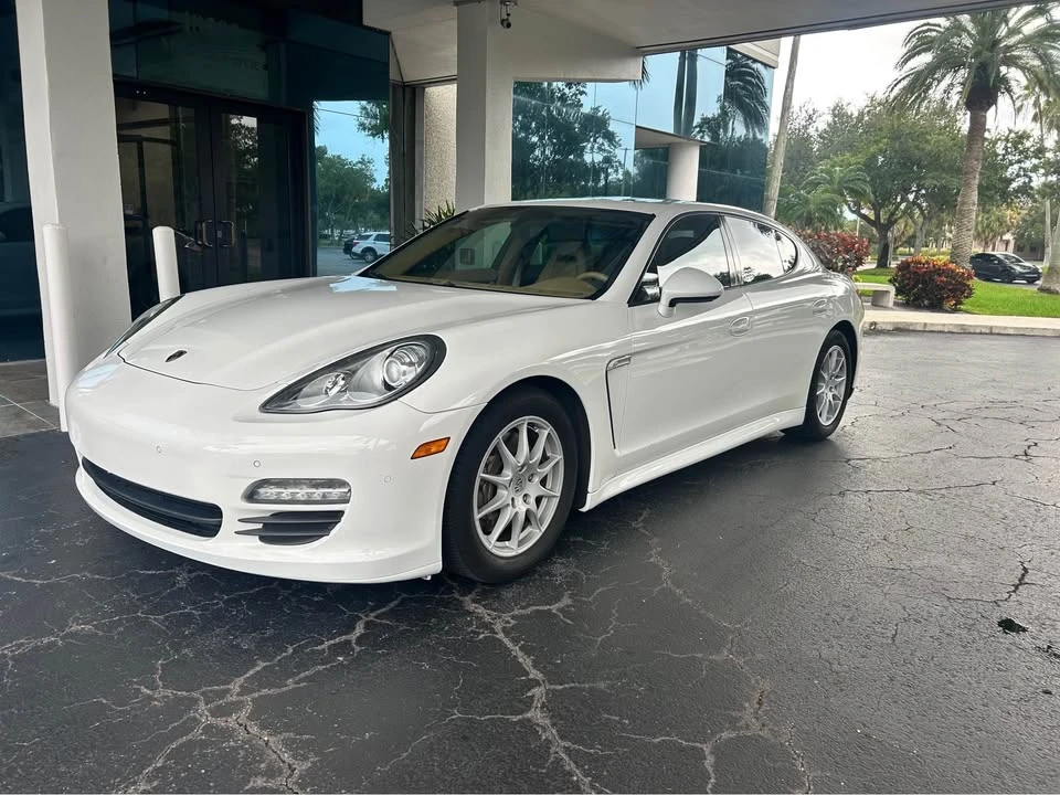 2011 Porsche 970 Panamera - Image 15 of 16