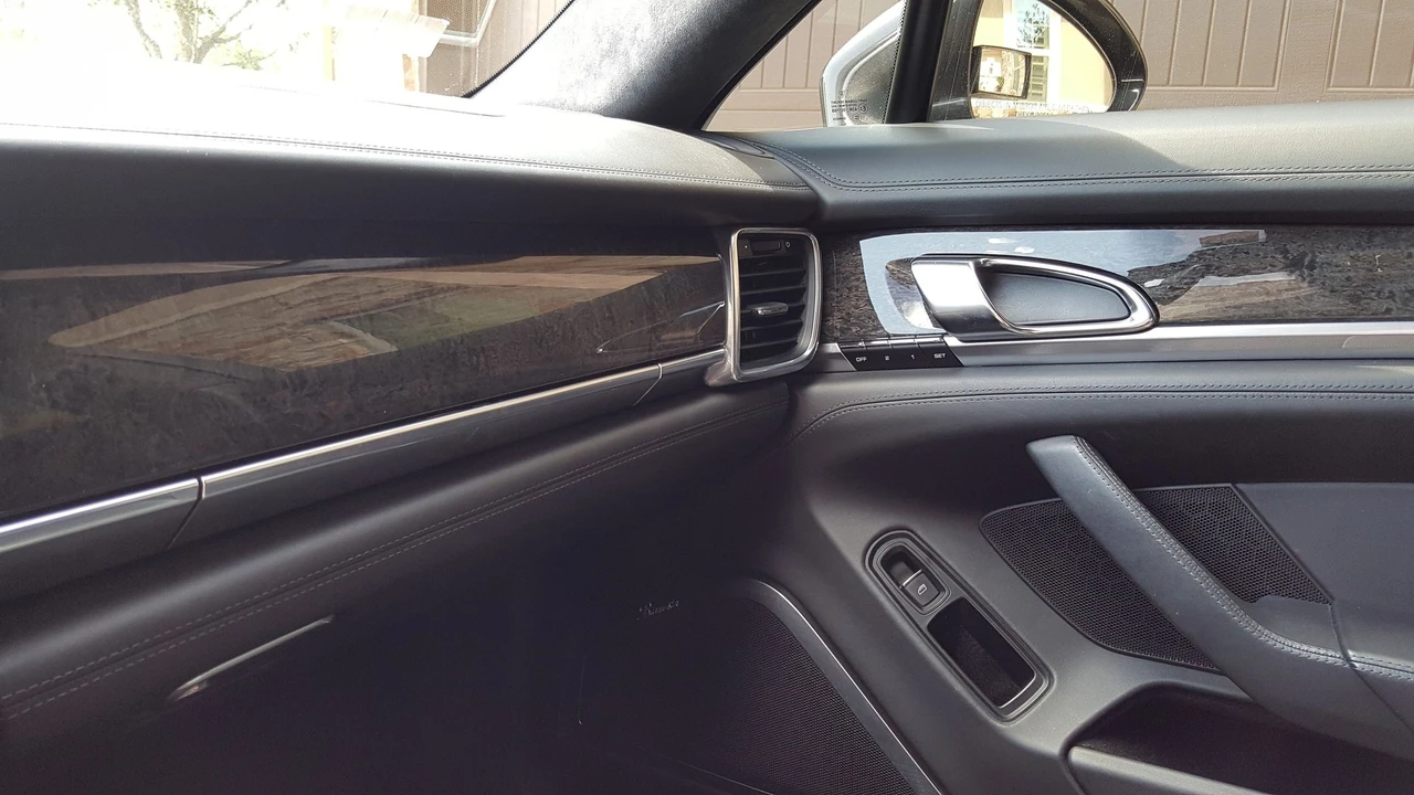 2011 Porsche 970 Panamera Turbo - Image 12 of 20