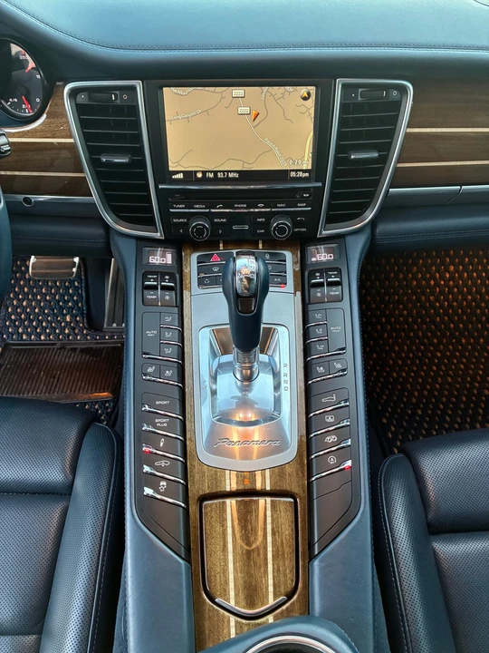 2011 Porsche 970 Panamera Turbo - Image 8 of 12