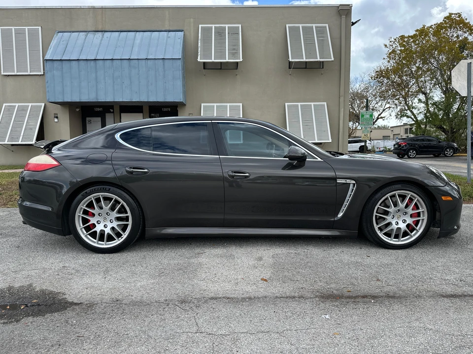 2011 Porsche 970 Panamera Turbo - Image 14 of 31