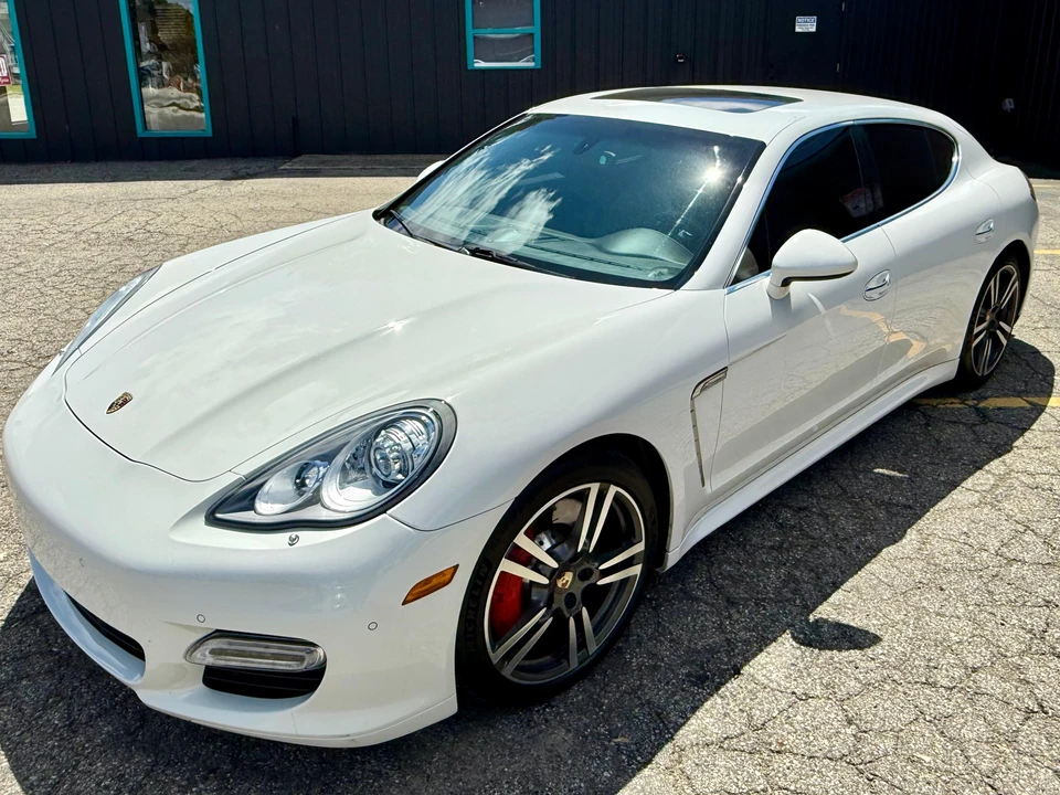 2011 Porsche 970 Panamera Turbo - Image 9 of 31