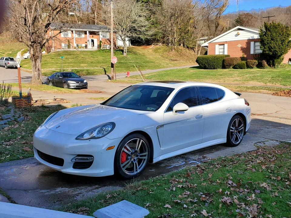 2011 Porsche 970 Panamera Turbo - Image 9 of 31