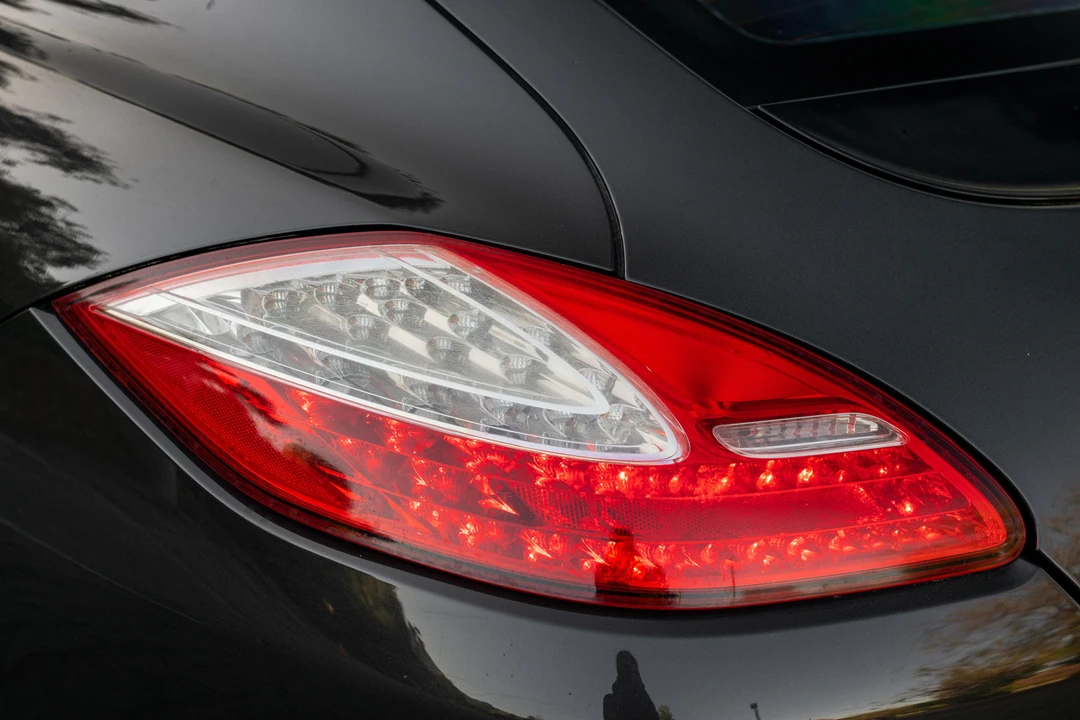 2011 Porsche 970 Panamera Turbo - Image 28 of 31