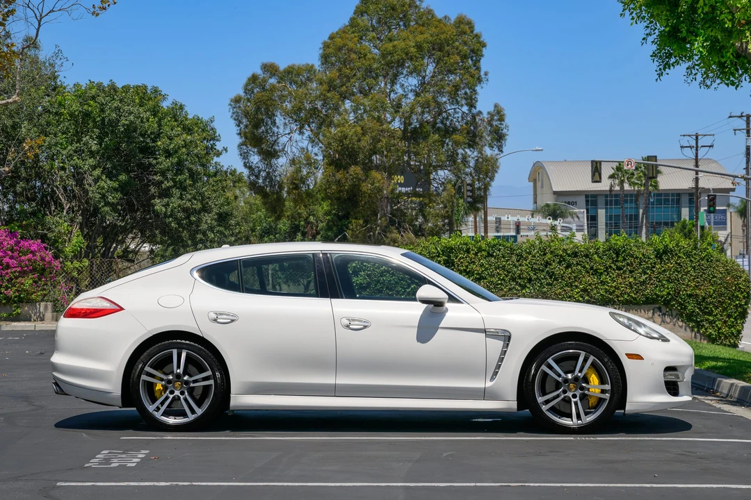 2011 Porsche 970 Panamera Turbo - Image 14 of 31