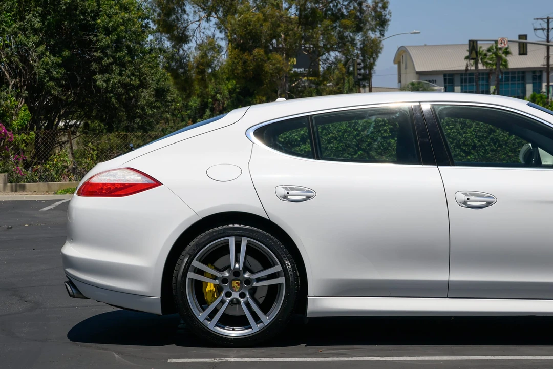 2011 Porsche 970 Panamera Turbo - Image 27 of 31