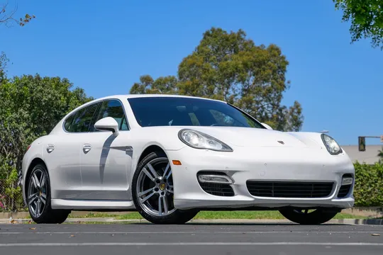 2011 Porsche Panamera Turbo
