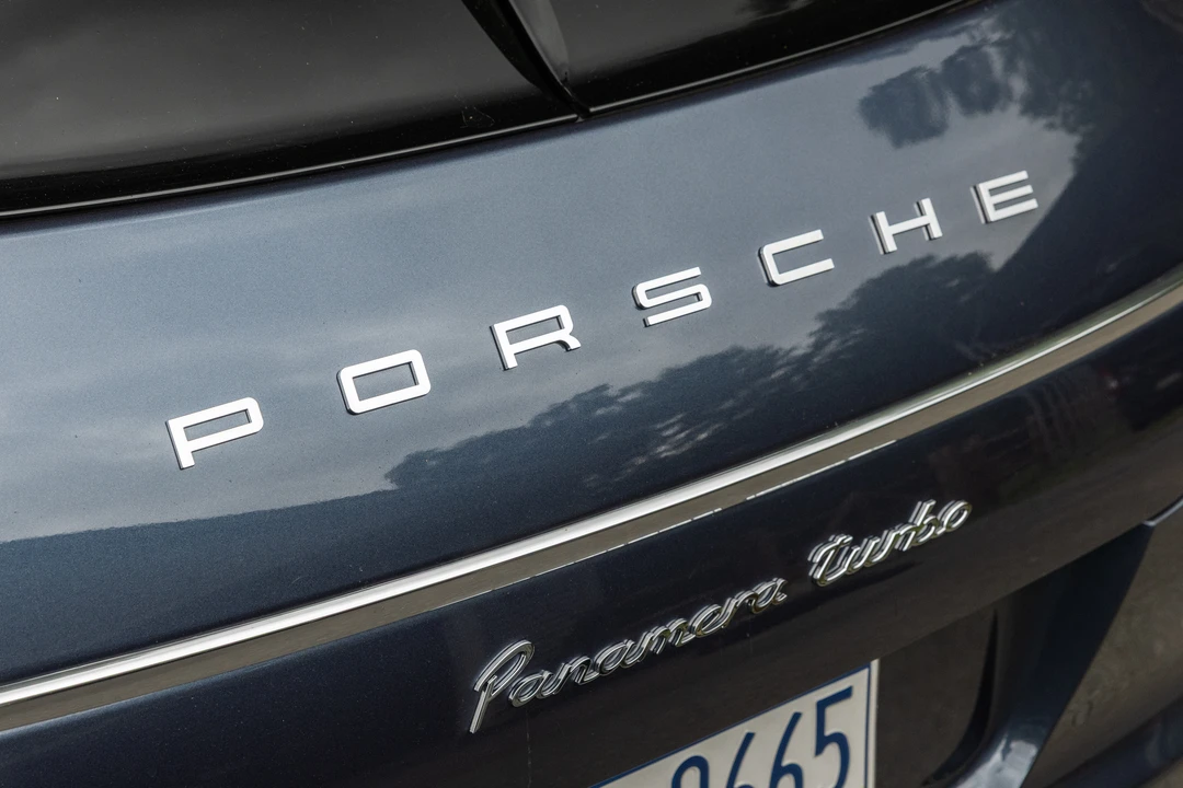 2011 Porsche 970 Panamera Turbo - Image 16 of 31
